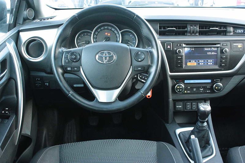 Toyota Auris 1.4D Active