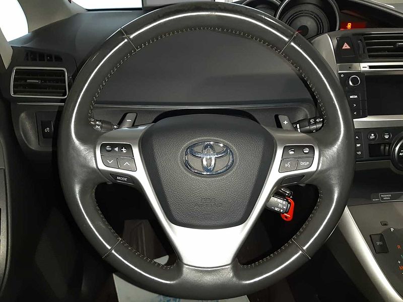 Toyota Verso 1.8L petrol Valvematic