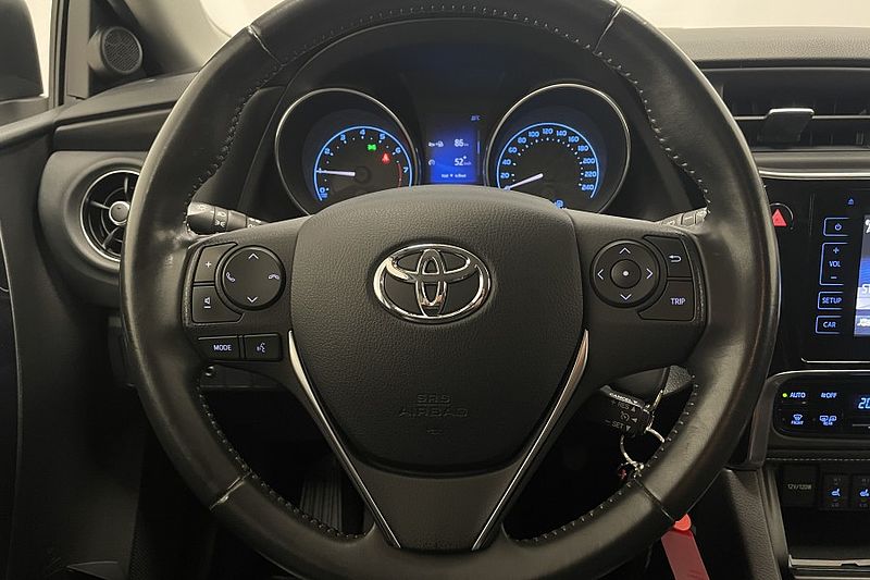 Toyota Auris Active