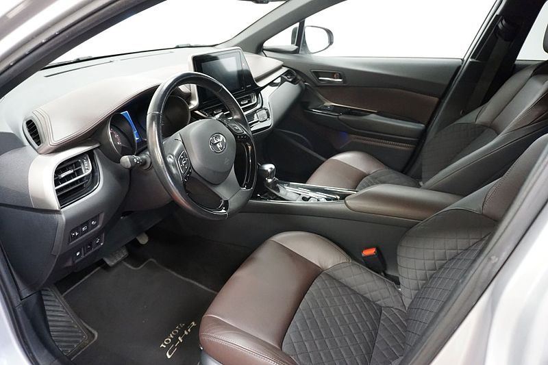 Toyota C-HR Luxury